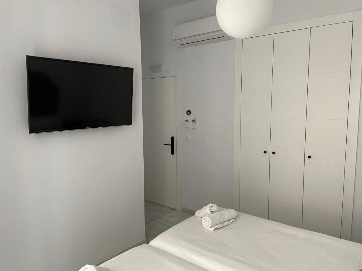 Budget Double Room,1127087568:JPEG